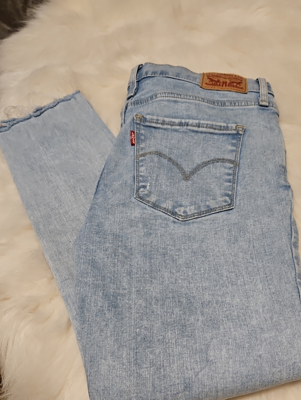 Levi's Women's Light Blue Straight Leg Jeans